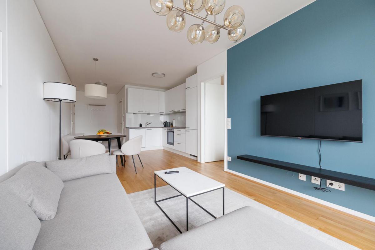 Lovely Apartment In Marina Tower - 10Min To City Center Vídeň Exteriér fotografie
